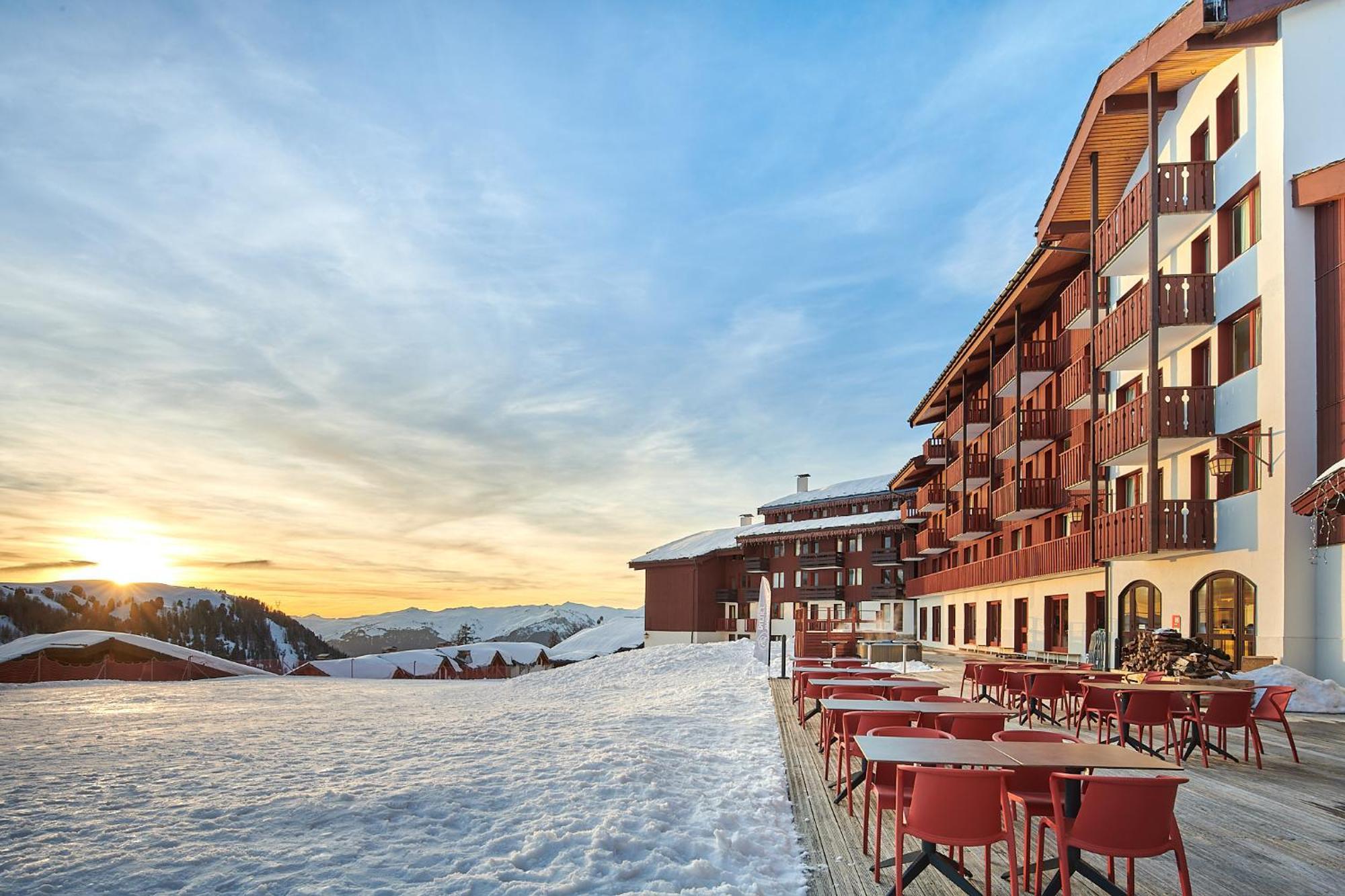 Hotel L'Eden Des Cimes - Vacances Bleues - Belle Plagne 2100 Ла-Плань Экстерьер фото