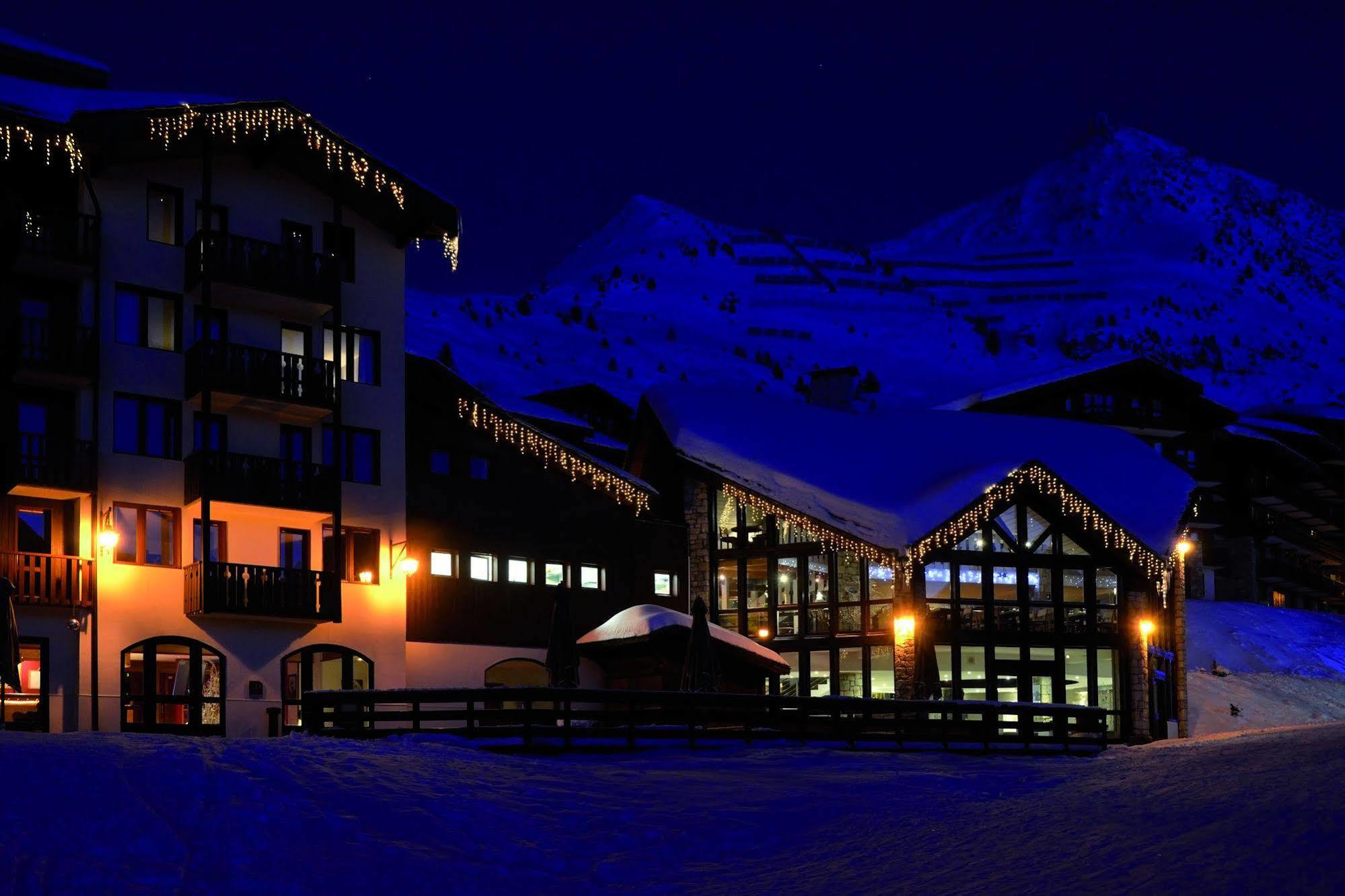 Hotel L'Eden Des Cimes - Vacances Bleues - Belle Plagne 2100 Ла-Плань Экстерьер фото